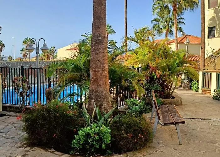 Bellamar 1, 32 Apartment