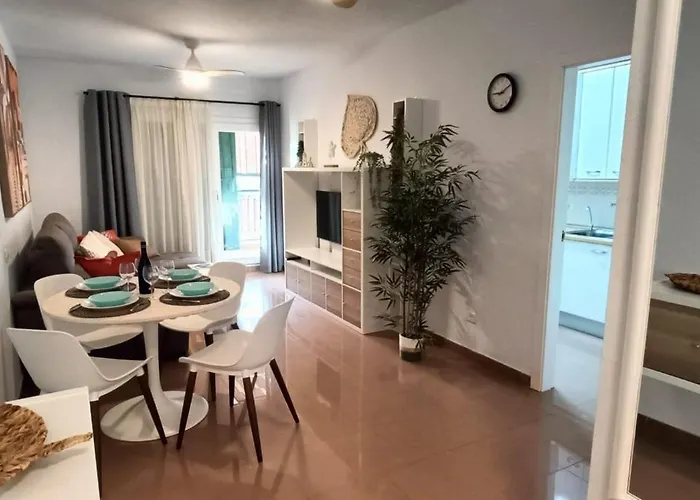 Bellamar 1, 32 Адехе